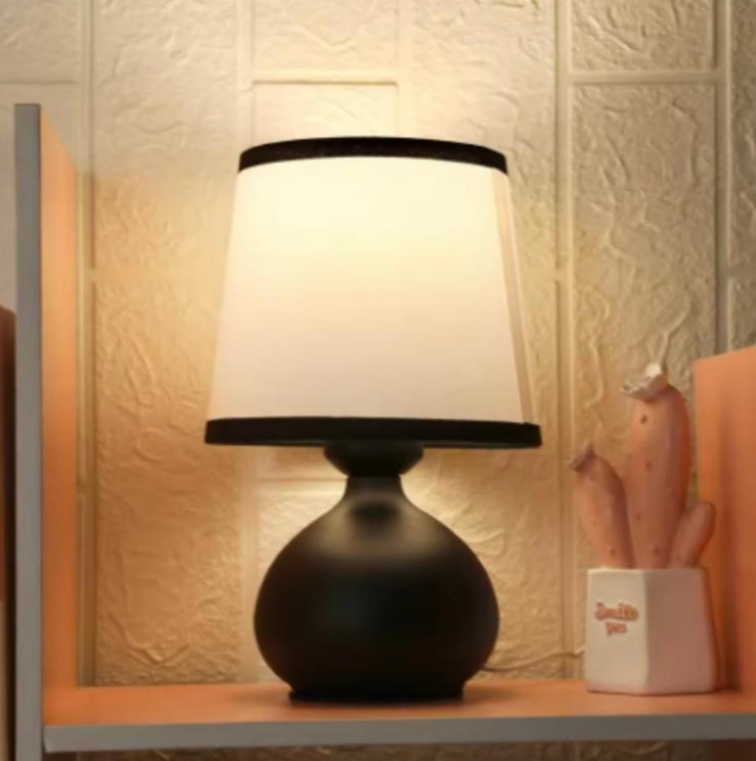 Black Pearl Bordslampa