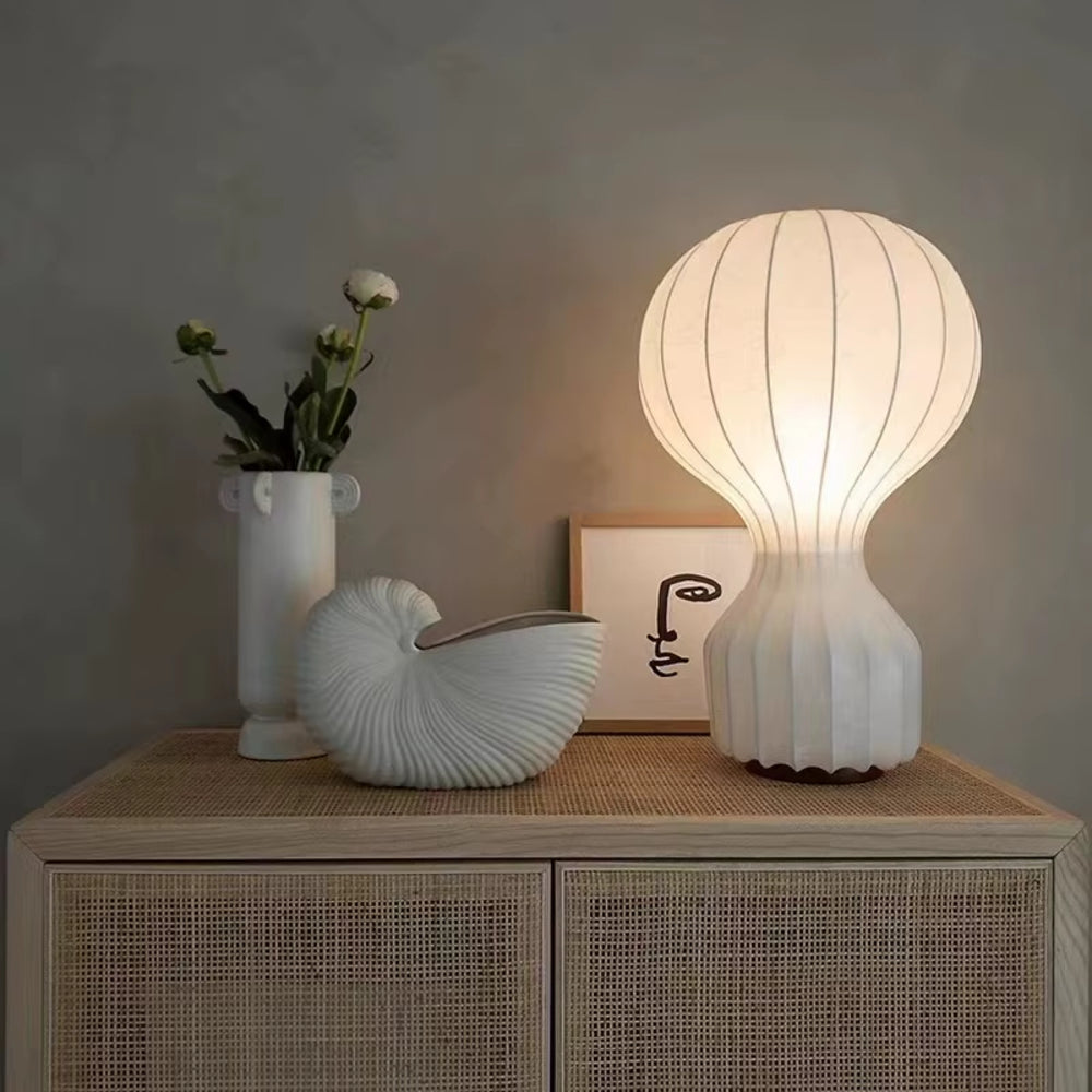 VELA Bordslampa Siden Ø18